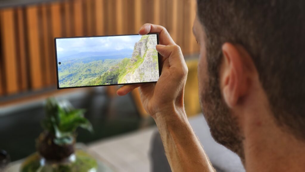 Review: galaxy s23 ultra mantém design mas melhora nas funções Tela do samsung galaxy s23 ultra