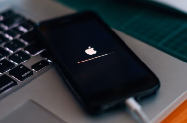 Como resolver problemas do ios com o fonegeek. Com planos a partir de r$ 23,95, aplicativo consegue resolver problemas do ios em menos de dez minutos para você voltar a fazer o uso normalmente