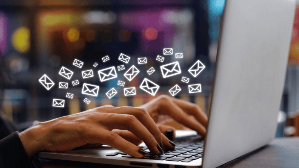 Descubre 11 formas en que chatgpt cambiará tu vida en el futuro. Conoce las tendencias de la inteligencia artificial (IA) más popular del momento y cómo te ayudará en el trabajo y en tus tareas diarias