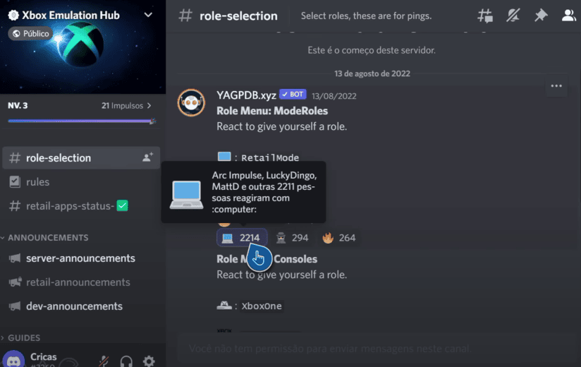 Clique no emote de "computador