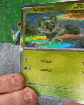 Tudo que você precisa saber sobre a nova coleção de pokémon tcg Tudo que você precisa saber sobre a nova coleção de pokémon tcg. Em abril, uma nova era se inicia no pokémon tcg, o card game de pokémon. Com a chegada da coleção escarlate e violeta, é um ótimo momento para a entrada de novos jogadores!