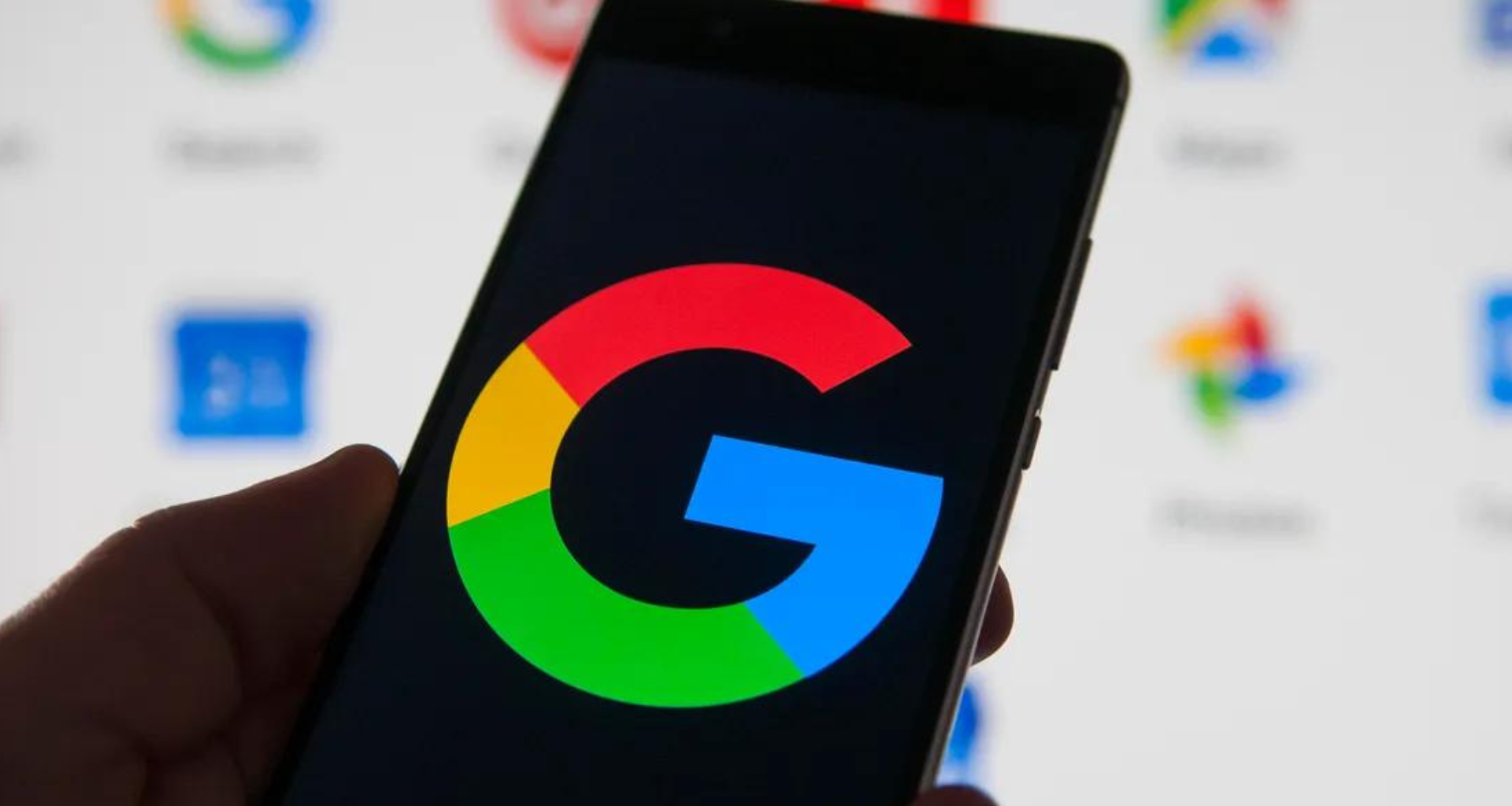 Smartphone com a logo do google