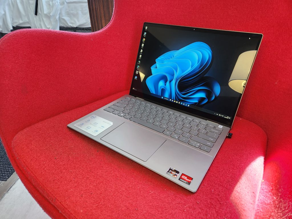 REVIEW: Notebook Dell Inspiron 14 2 em 1 com AMD Ryzen 5 5625U