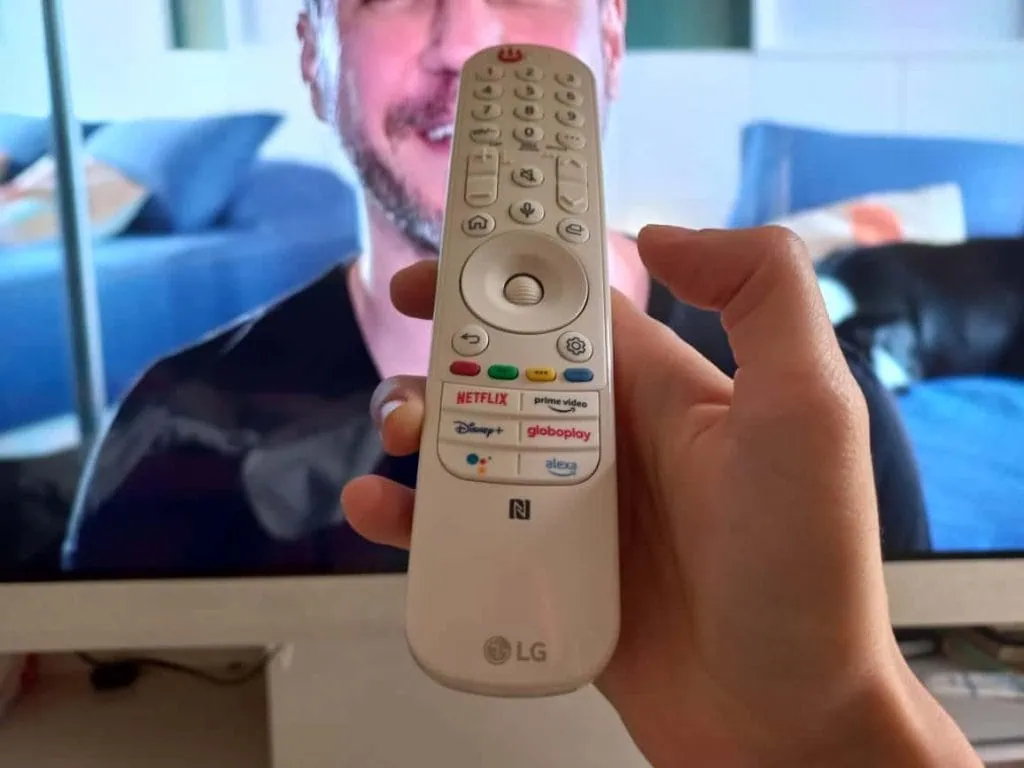 Review: lg oled objet collection posé, smart tv com design premium Review: lg oled objet collection posé, smart tv com design premium. A smart tv lg oled objet collection posé é o lançamento premium da marca que possui tecnologia oled, resolução 4k e design sofisticado. Saiba tudo sobre o aparelho que promete experiência de cinema em casa!