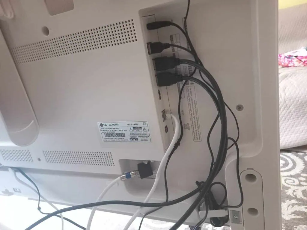 Review: lg oled objet collection posé, smart tv com design premium Entradas da smart tv oled evo da lg objet collection posé, linha premium