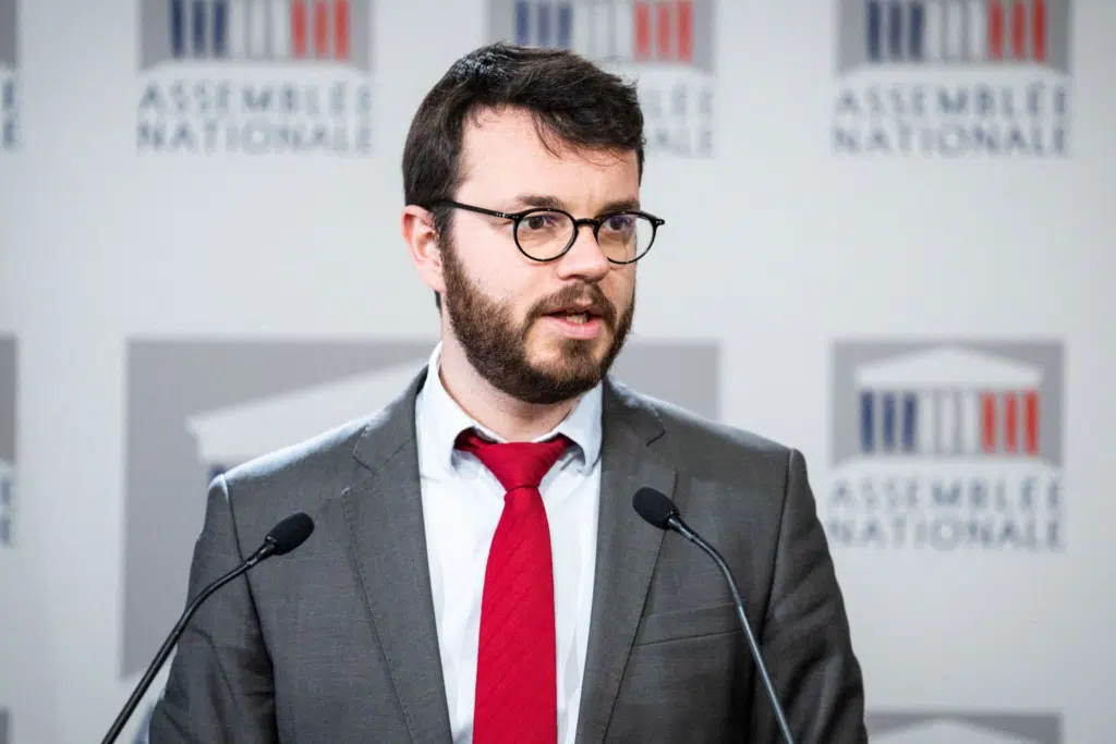 Projeto de lei na frança quer regular influenciadores digitais Arthur influenciadores digitais