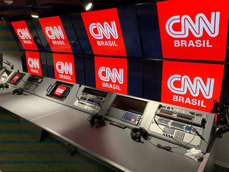 Cnn Brezilya Samsung TV Plus'a geliyor Cnn brezilya t alt kırmızı