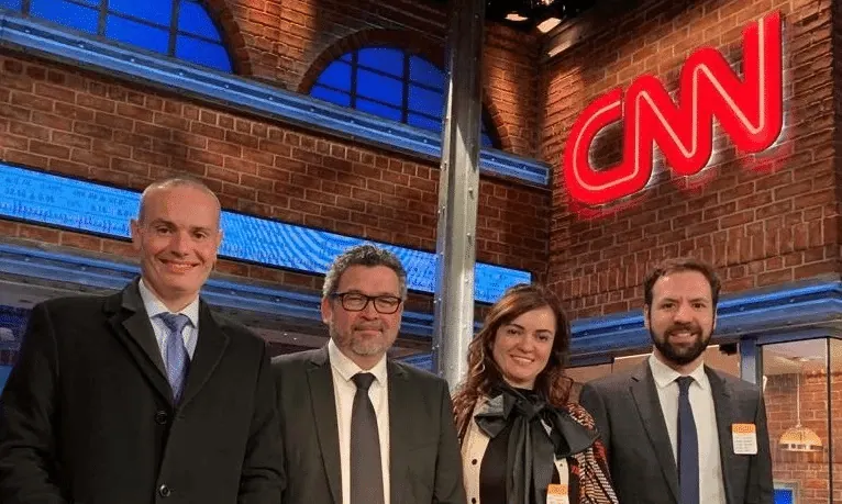Cnn Brezilya Samsung TV Plus'a geliyor Samsung t alt'ta ilk gösterim