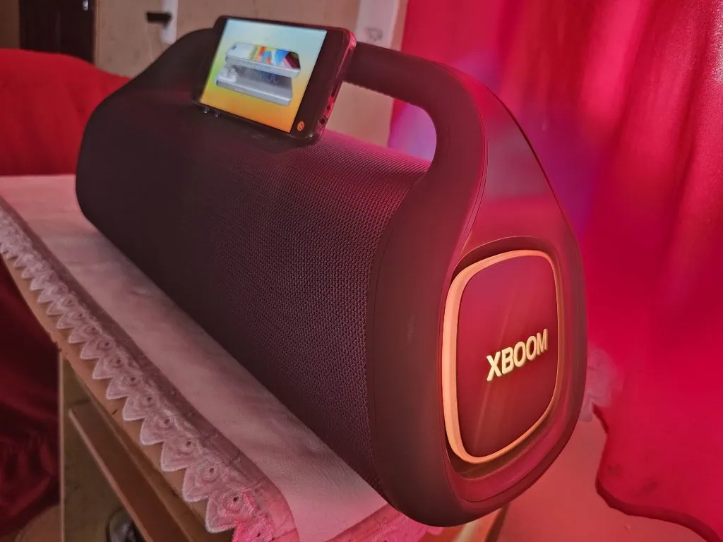 Review: lg xboom go xg9 impressiona no som e bateria Iluminação da caixa de som sem fio lg xboom go xg9