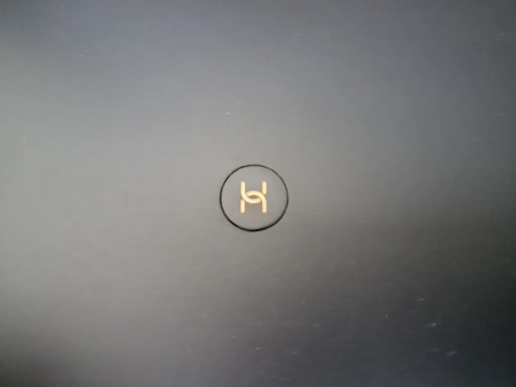 Review: huawei ax3 pro, um poderoso roteador com wifi 6 O icônico botão h dos roteadores huawei