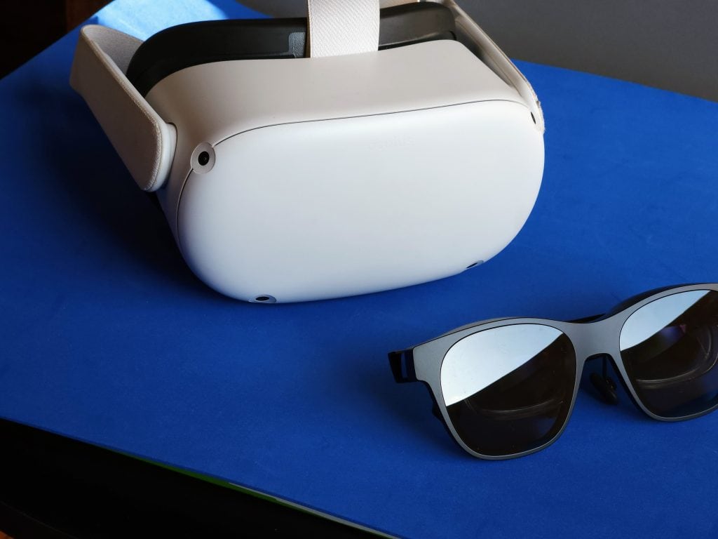 Review nreal air: óculos inteligentes estão se tornando realidade? Meta quest 2 ao lado do nreal air