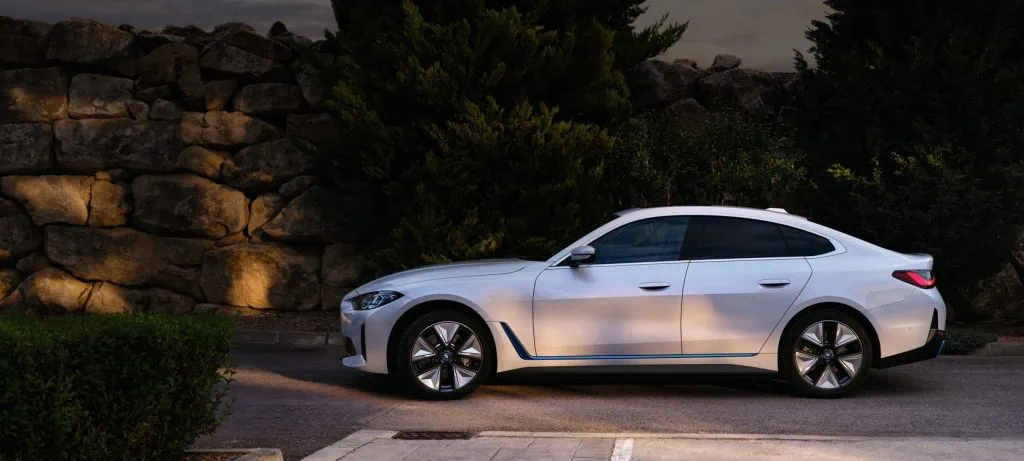 Como funcionam os carros elétricos? Bmw i4