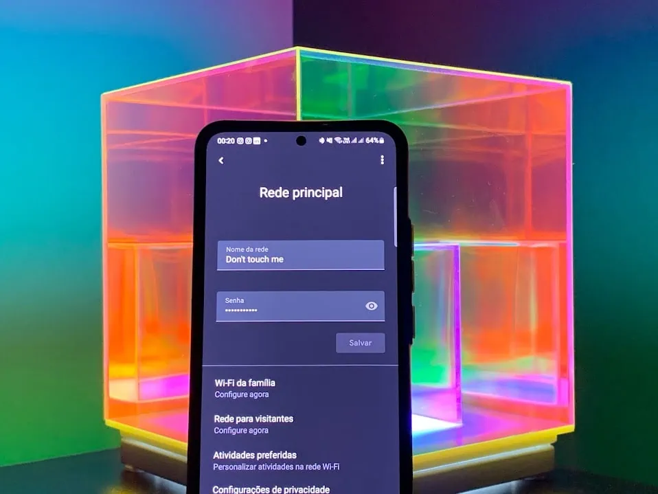 Review: roteador google nest wifi com alto-falante é um produto bem versátil Review: roteador google nest wifi com alto-falante é um produto bem versátil. É um produto coringa: une alto-falantes inteligentes aos roteadores mesh. Se você busca por rede estável com grande cobertura e ótima velocidade, vem ler esse review