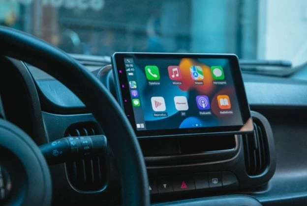 Pioneer lança central multimídia com tela de 9", android auto e mais Central multimídia pioneer dmh-zf8550tv