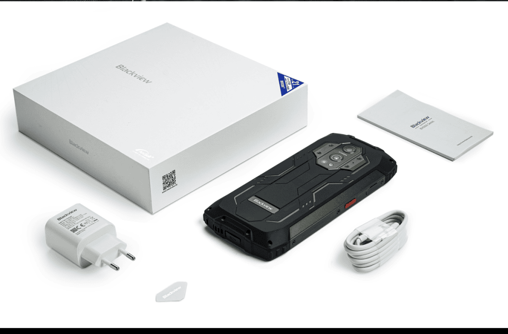 Smartphone blackview bv9300 com câmera robusta e bateria de alta duração, ideal para uso outdoor.