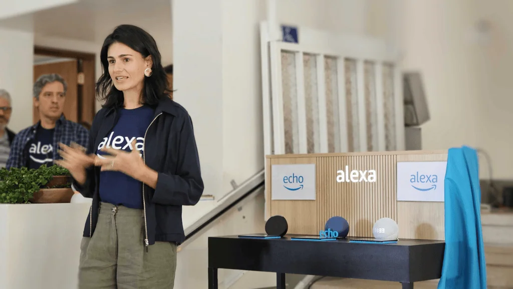 Echo pop: nuevo altavoz con Alexa llega a Brasil Talita bruzzi taliberti, country manager de alexa en brasil. Imagen: bruno martínez