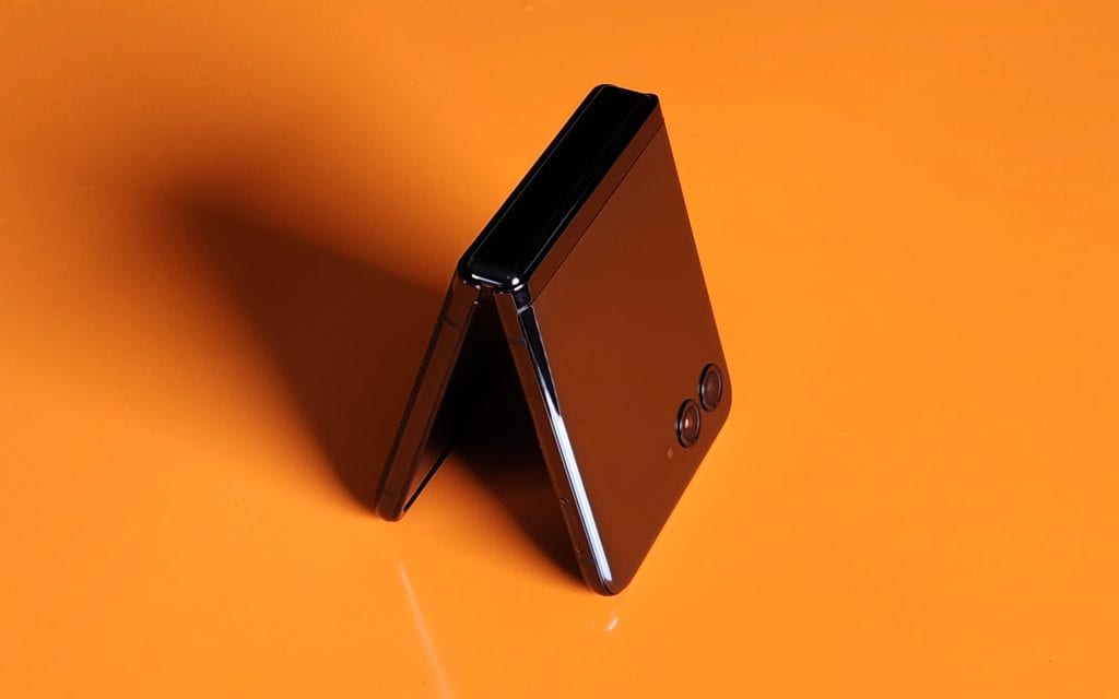 Review motorola razr 40 ultra: telas de encher os olhos. A motorola fez um trabalho excepcional no razr 40 ultra. A fluidez das telas e do sistema são ponto alto, além da altíssima qualidade de construção. Vem conhecer o aparelho