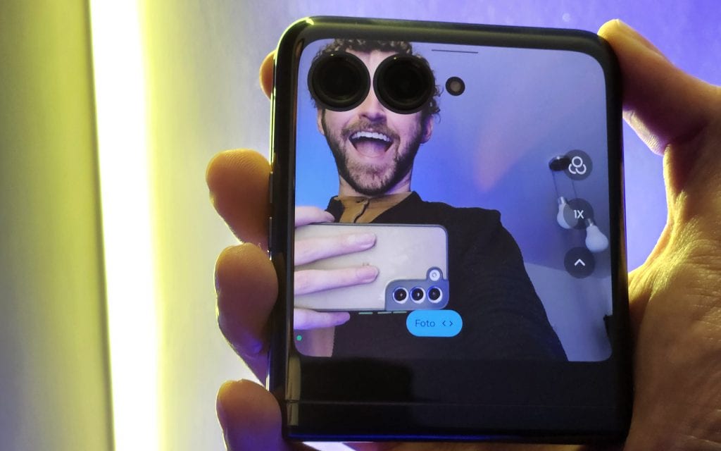 Review motorola razr 40 ultra: telas de encher os olhos. A motorola fez um trabalho excepcional no razr 40 ultra. A fluidez das telas e do sistema são ponto alto, além da altíssima qualidade de construção. Vem conhecer o aparelho
