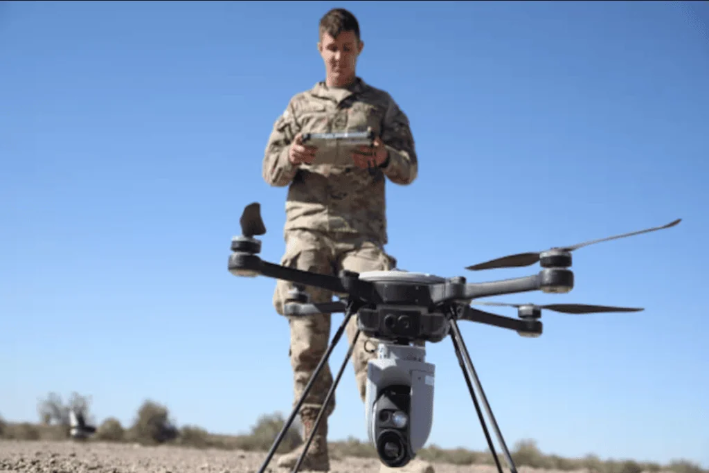 Inteligência artificial mata humano responsável por comandá-la em simulação Ai controladora de drone sendo operada por homem do exército estadunidense