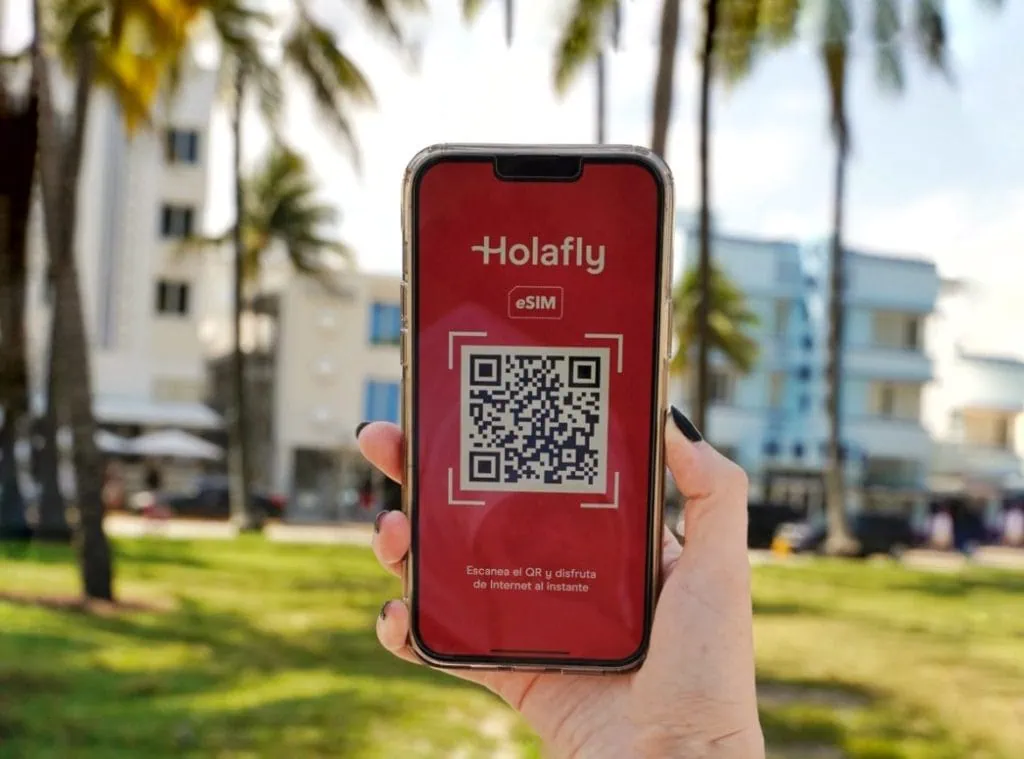 Fim do chip físico: conheça o esim e saiba como usar Qr code de esim da holafly
