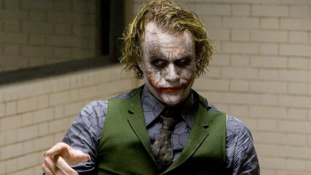 Todos os filmes de christopher nolan e onde assistir Heath ledger em "o cavaleiro das trevas"
