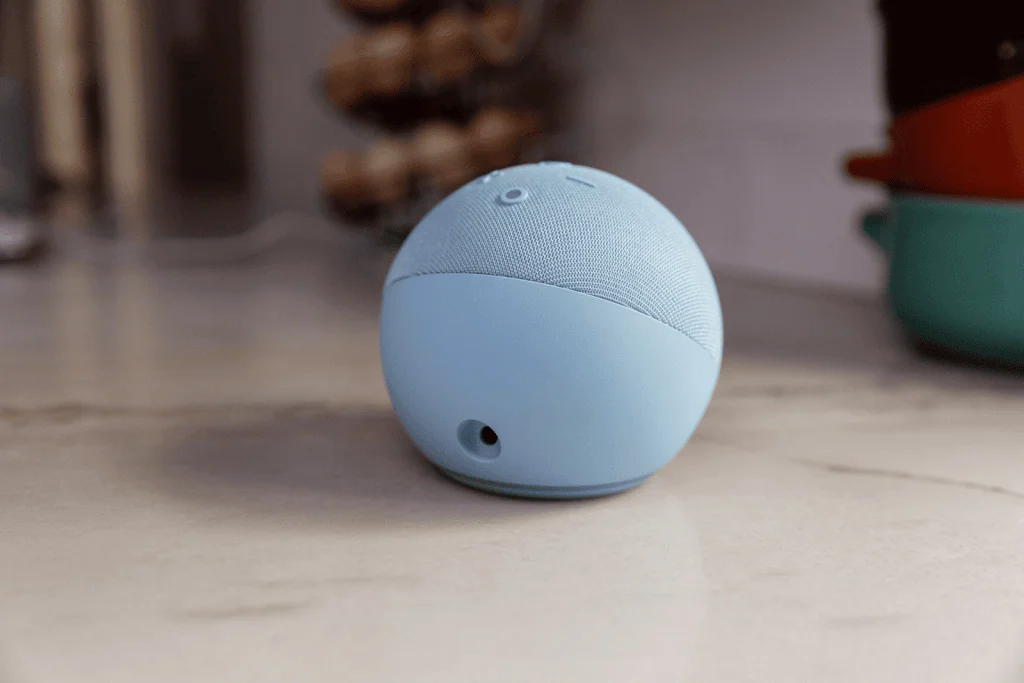 Review: echo dot 5ª geração, conheça a nova caixinha da alexa Review: echo dot 5ª geração, conheça a nova caixinha da alexa. Com a chegada da amazon echo dot 5, será que ainda vale a pena comprar a echo dot 4? Conheça os recursos da nova geração do smart speaker da alexa e decida qual vale o seu dinheiro!