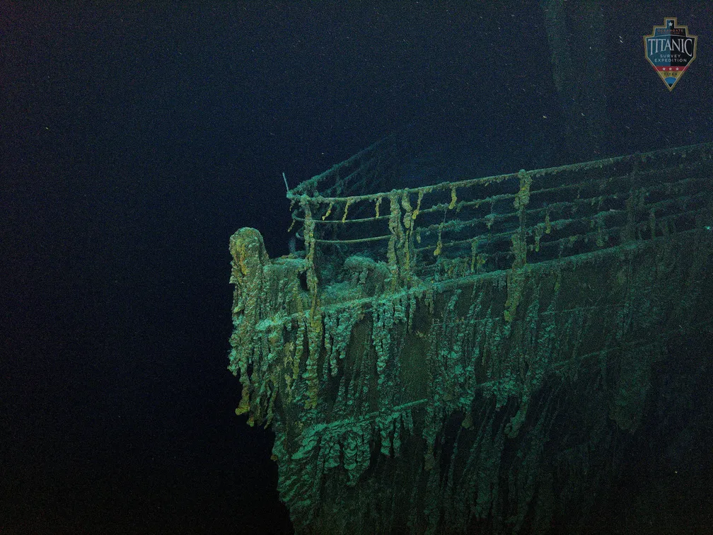 Proa do titanic no fundo do oceano. Imagem: bbc