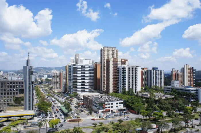 Veja o ranking das cidades mais sustentáveis e inovadoras do brasil Barueri foi eleita neste ano, 2023, como a cidade mais sustentável e inovadora do sudeste e do brasil. (imagem: getty images)
