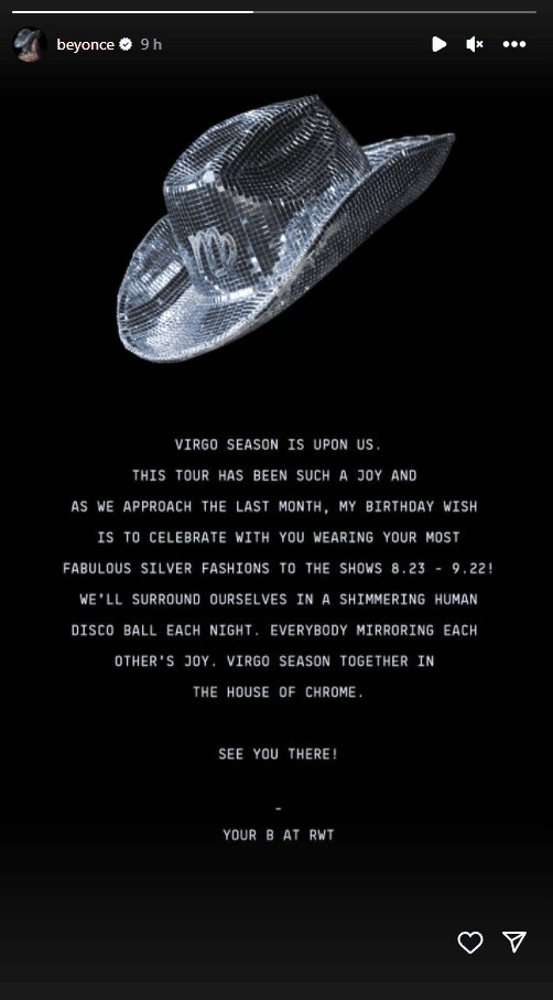 쇼미테크 세계관과 관련된 파티 및 이벤트에 어울리는 반짝이 장식의 금속 카우보이 모자입니다.