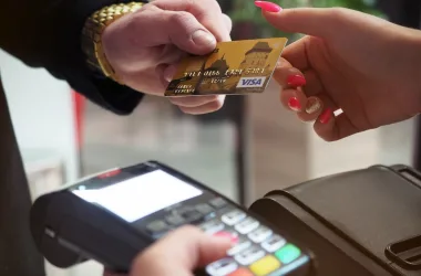 Pagamento por cartão de crédito em estabelecimentos comerciais - showmetech.