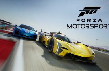 Carros de corrida na pista de fórmula e, destaque para jogos forza motorsport.