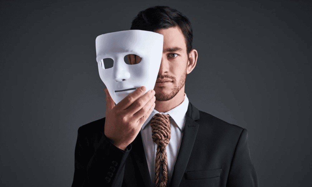 Como não cair em golpes do pix. Veja as dicas Confirme sempre se a pessoa em contato com você realmente é um funcionário legítimo. Imagem: canadian hr reporter