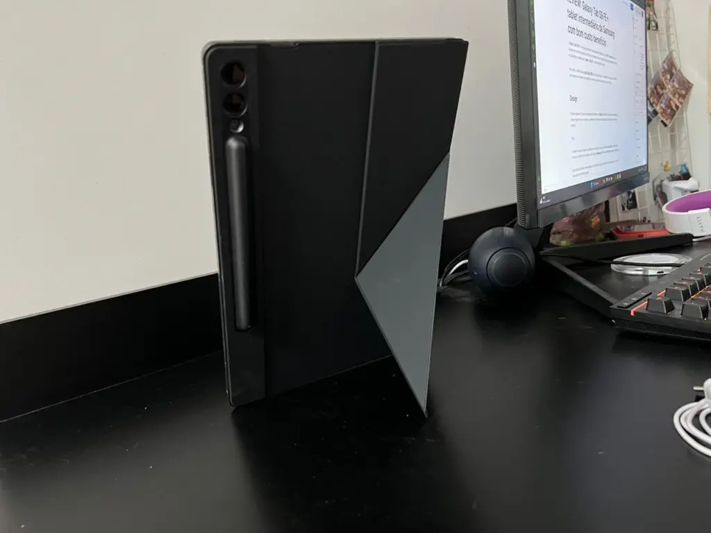 Review: galaxy tab s9 fe+, tablet da samsung com bom custo-benefício Review: galaxy tab s9 fe+, tablet da samsung com bom custo-benefício. O galaxy tab s9 fe+ é atualmente o modelo mais barato da linha s9, será que vale a pena investir nesse tablet para trabalho e estudo? Confira nossas impressões