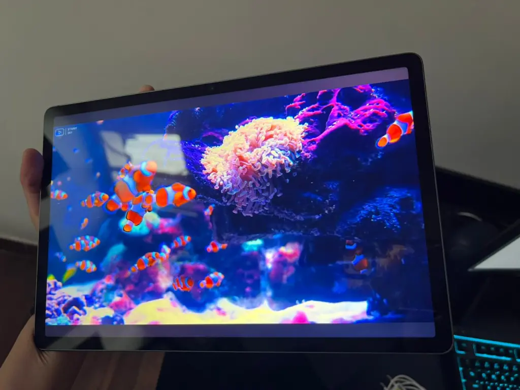 Review: galaxy tab s9 fe+, tablet da samsung com bom custo-benefício Review: galaxy tab s9 fe+, tablet da samsung com bom custo-benefício. O galaxy tab s9 fe+ é atualmente o modelo mais barato da linha s9, será que vale a pena investir nesse tablet para trabalho e estudo? Confira nossas impressões