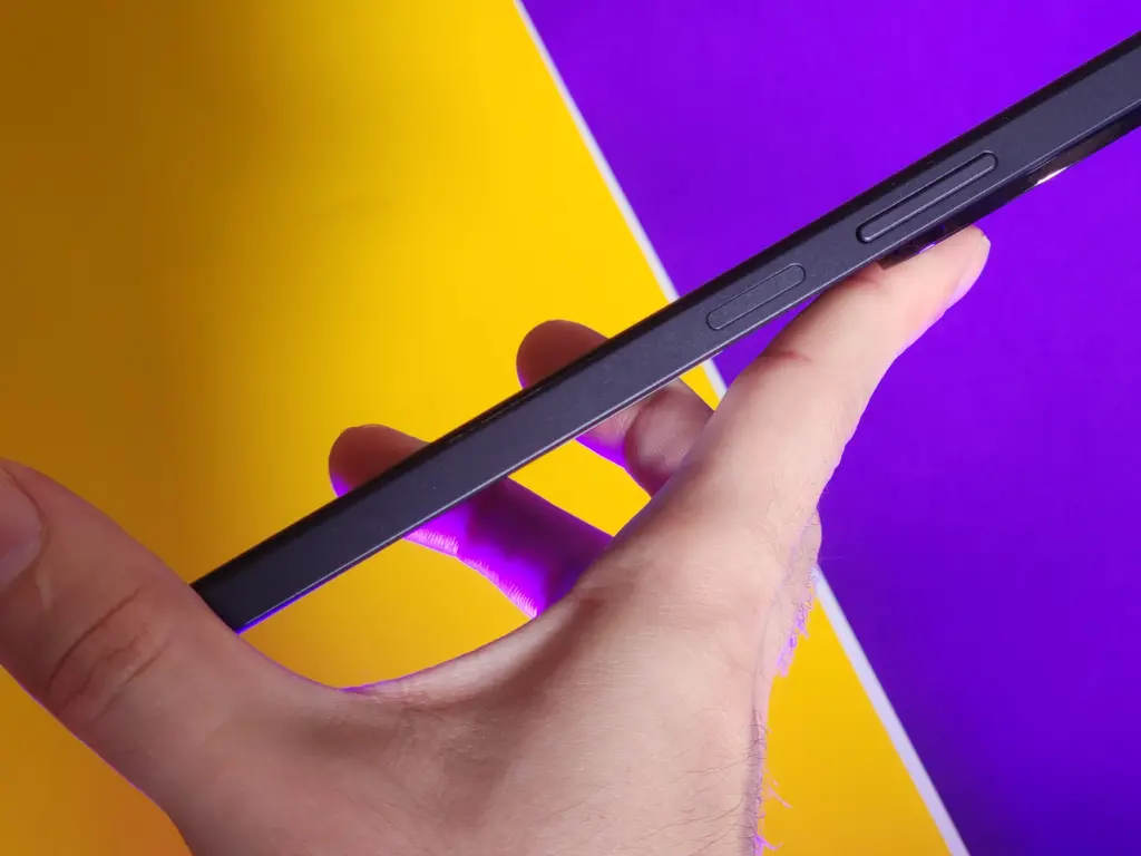 Review: realme 11x 5g, celular barato com 5g e ótima bateria Review: realme 11x 5g, celular barato com 5g e ótima bateria. Por cerca de r$ 1. 200 você compra o realme 11x 5g, que tem bateria que realmente dura o dia todo. Vem conferir tudo sobre este smartphone