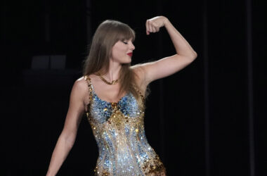 Imagem destacada: revista time elege taylor swift como a pessoa do ano de 2023