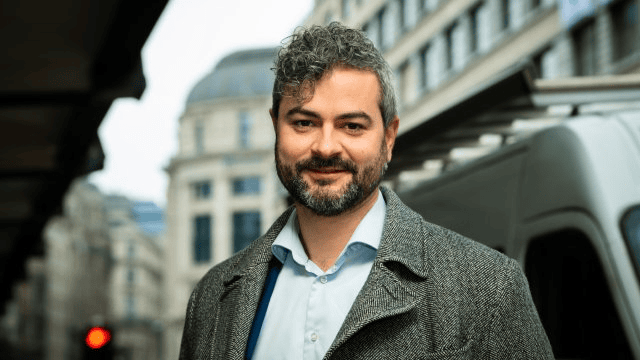 Apple zegt dat aanvallen op persoonlijke gegevens met 300% zijn toegenomen Simen van der perre, strategisch adviseur bij orange cyberdefense. Afbeelding: per tijd