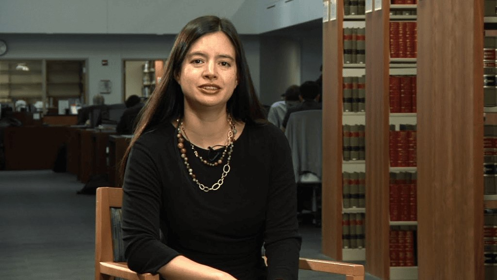 Mickey mouse está em domínio público a partir de hoje Jennifer jenkins, diretora do centro duke para o estudo do domínio público. Imagem: duke law school - duke university