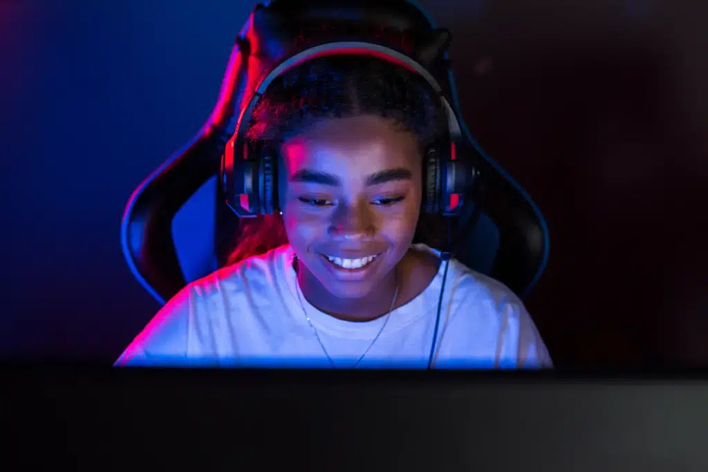 Os melhores acessórios gamers para montar o seu setup Conheça todas as vantagens de um headset gamer - imagem ilustrativa / fonte: freepik