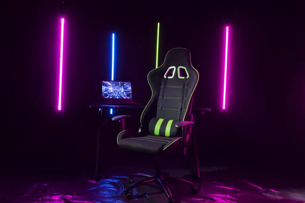 Conheça as vantagens de ter uma cadeira gamer - imagem ilustrativa / fonte: freepik