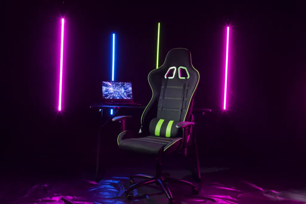 Os melhores acessórios gamers para montar o seu setup Conheça as vantagens de ter uma cadeira gamer - imagem ilustrativa / fonte: freepik