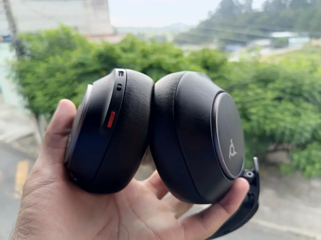 Review: fone de ouvido poly voyager surround 80 uc Botões do poly voyager surround 80 uc