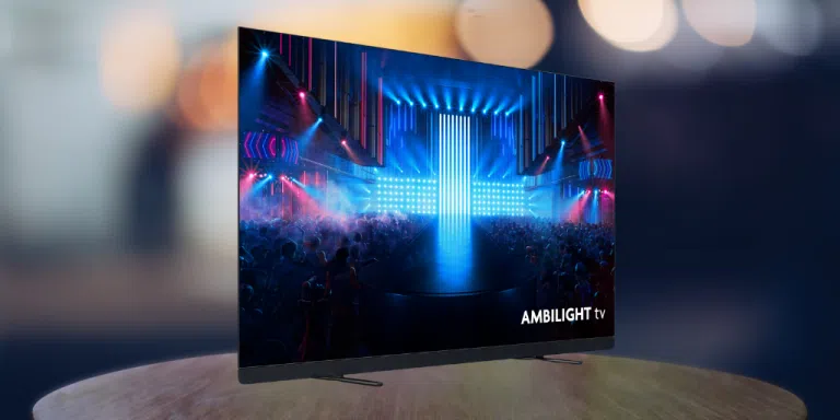 Ambilight plus estreia na nova linha de tvs oled+ da philips Disponível nos tamanhos de 55, 65 e 77 polegadas, se destaca por apresentar um sistema de som 3. 1 de 81 watts, desenvolvido pela bowers & wilkins. Imagem: alemdoclicktech tvs oled