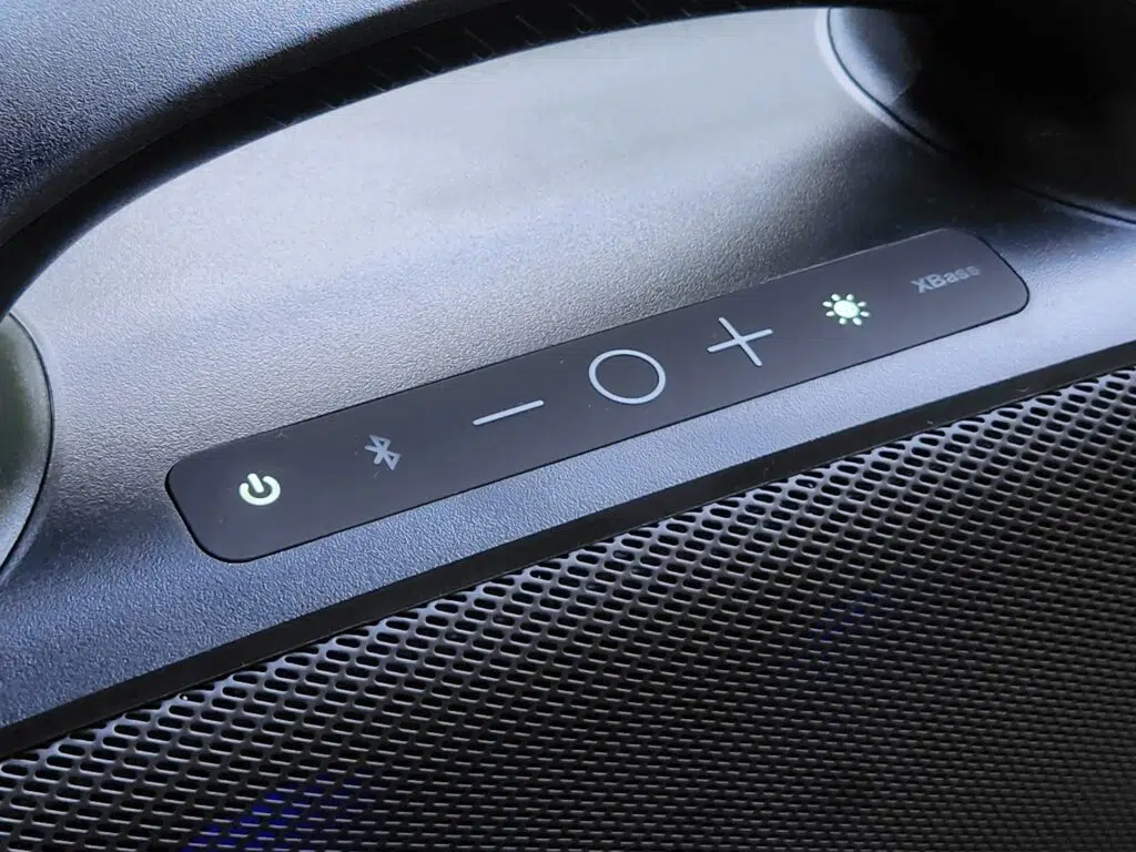 Recension: tribit stormbox blast bluetooth högtalare Recension: tribit stormbox blast bluetooth högtalare. Stormboxen från märket tribit har 90W ljudeffekt, men hur är högtalarens allmänna kvalitet? Kom och ta reda på det