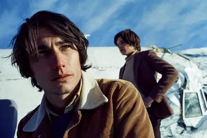 Recensie: tragedie of wonder, de sneeuwmaatschappij is een van de beste films van het seizoen Recensie: tragedie of wonder, Snow Society is een van de beste films van het seizoen. Het werk dat beschikbaar is op Netflix ontving twee Oscar-nominaties en heeft bekendheid gekregen tijdens het prijzenseizoen