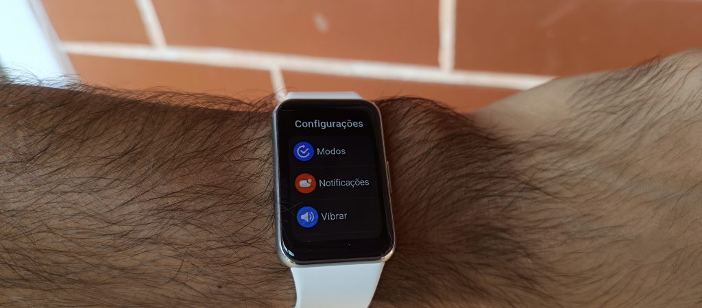 レビュー: galaxy Fit3、Galaxy スマートフォンに最適なスマート ブレスレット レビュー: galaxy Fit3、Galaxy スマートフォンに最適なスマート ブレスレット。韓国企業は、希望価格 549 レアルの製品を携えてこの市場に戻ってきましたが、その投資に見合う価値はあるでしょうか?私たちの考えを見てください!