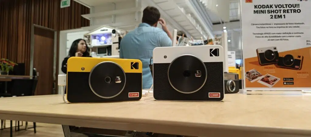 Kodak volta ao brasil com mini shot retro 2 e mini shot retro 3, que imprimem fotos na hora Novas câmeras da kodak que lembram câmeras polaroid