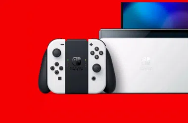 Nintendo Switch-spillkontroller med konsoller og livlig farget bakgrunn.