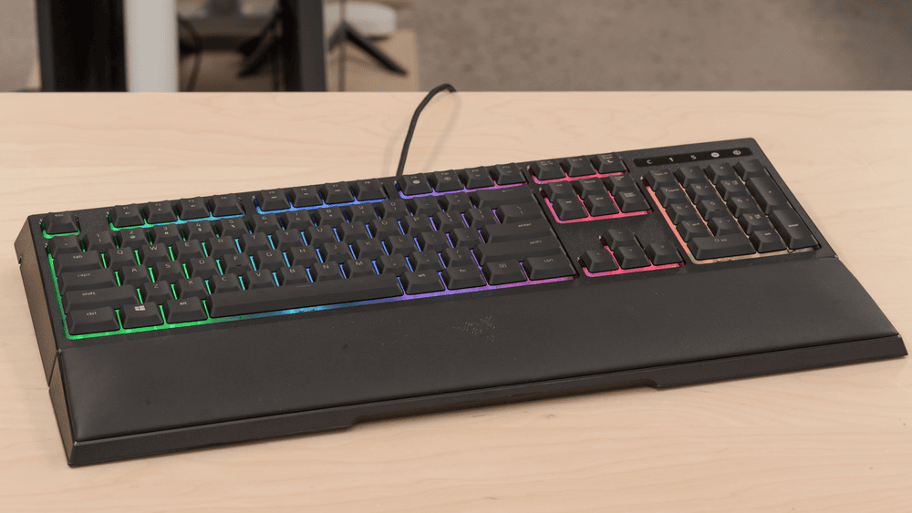Melhores teclados para pc e mac Melhores teclados para pc e mac. Pensando em comprar um novo teclado para seu computador? O showmetech reuniu as melhores opções e o que você deve considerar na hora da compra