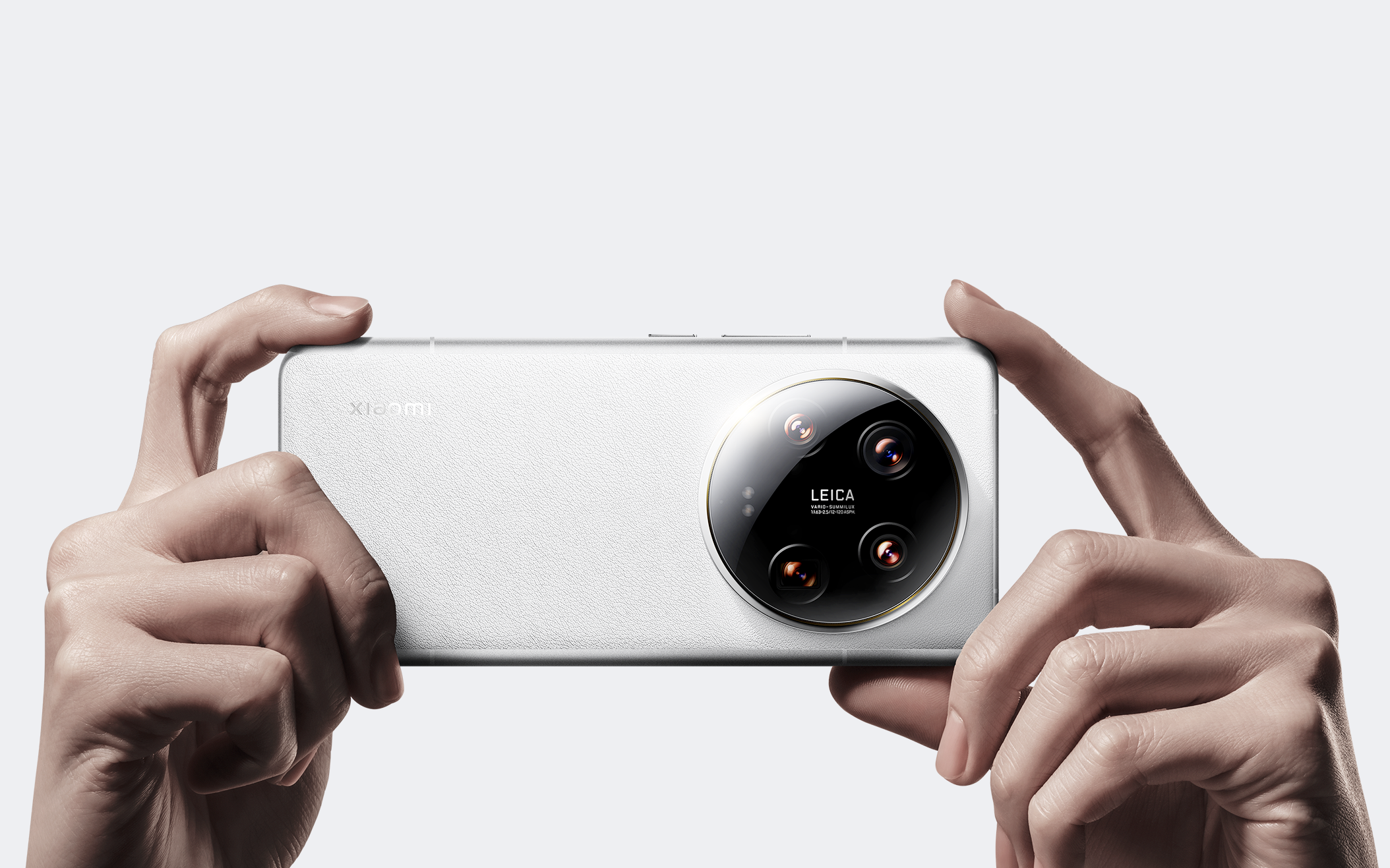 Xiaomi 14 ultra é lançado na china, com foco em ai Um dos destaques aqui é o conjunto de câmeras. Veja mais detalhes a seguir. Imagem: xiaomi